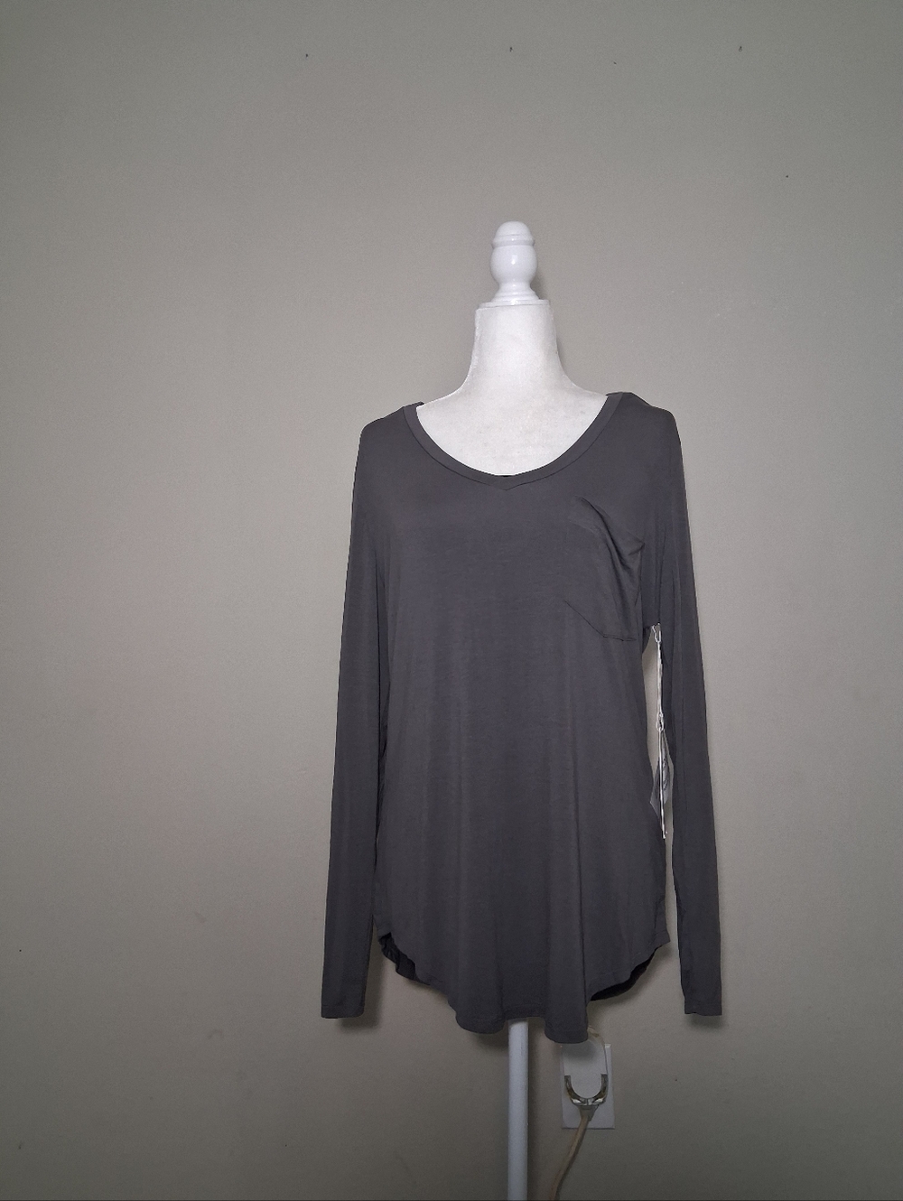 Another Love Gray Scoop Neck Long Sleeve Pocket Top